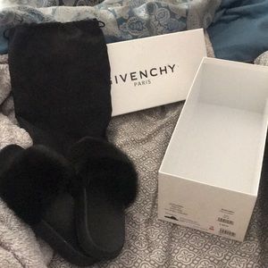 Black givenchy mink fur slide